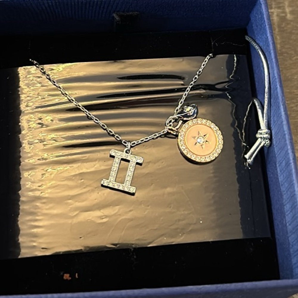 Swarovski, Gemini pendant